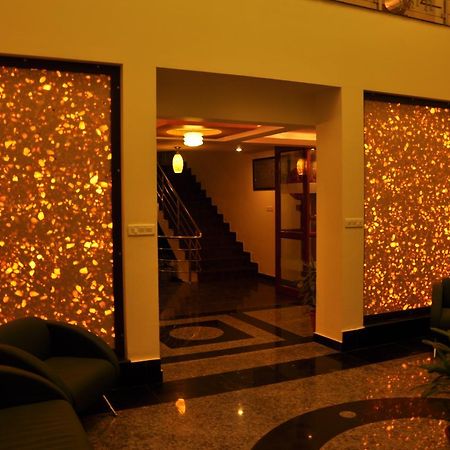 Hotel The Uday Regency Кота Екстериор снимка