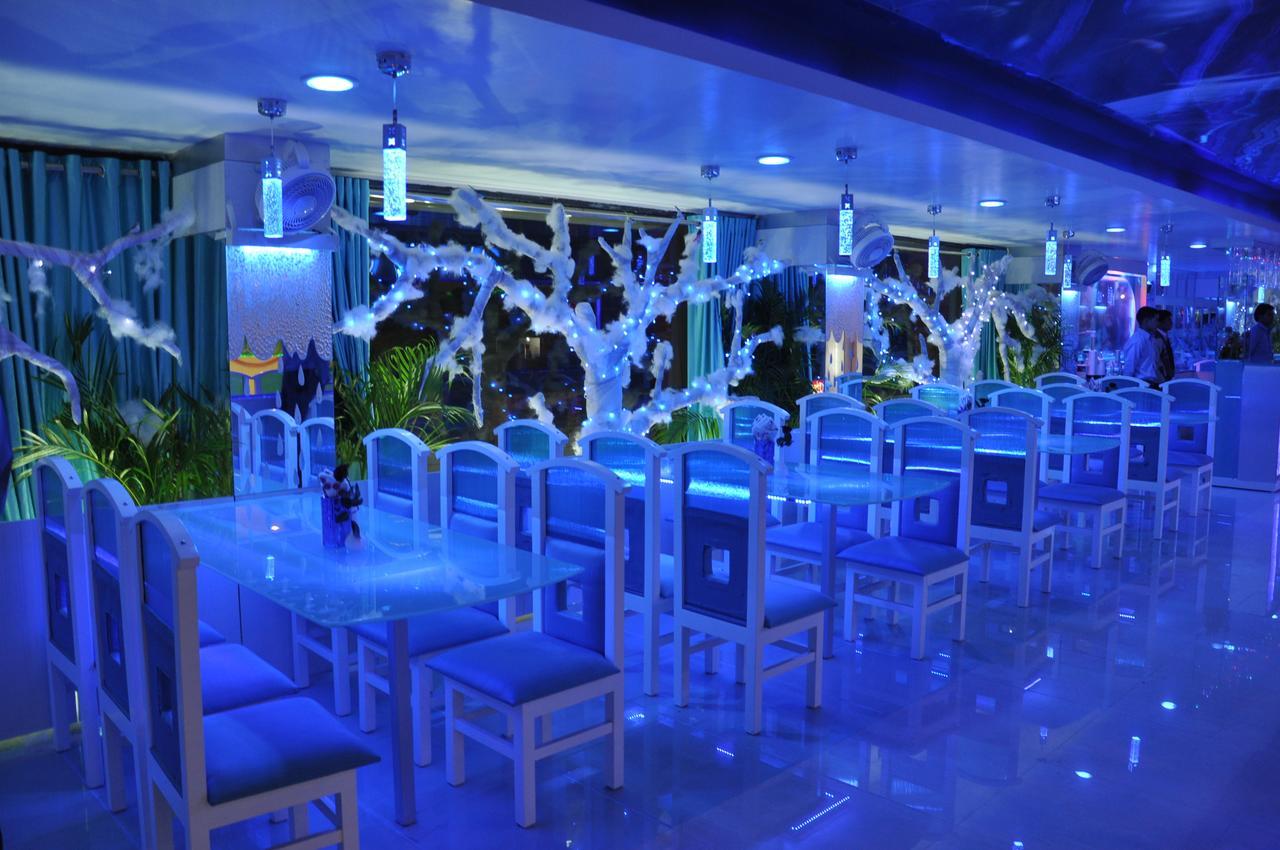Hotel The Uday Regency Кота Екстериор снимка